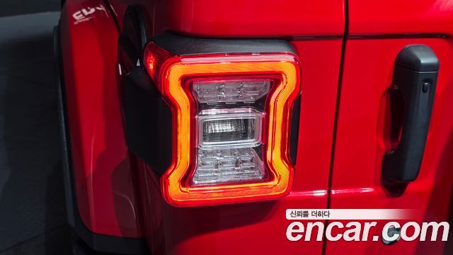 Jeep Wrangler (JL) 2.0 Sahara 4Door 2018 — фото 23