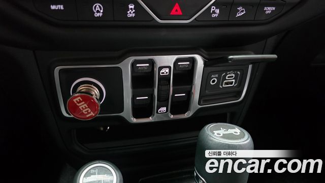 Jeep Wrangler (JL) 2.0 Sahara 4Door 2018 — фото 32