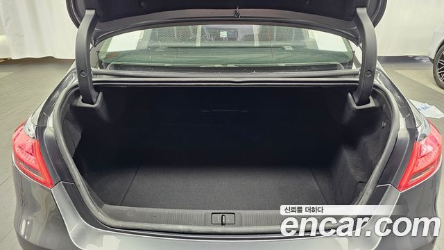 Renault Korea SM7 Nova 2.5 V6 2018 — фото 16