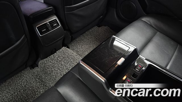 Renault Korea SM7 Nova 2.5 V6 2018 — фото 17