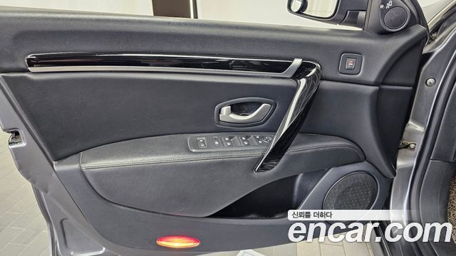 Renault Korea SM7 Nova 2.5 V6 2018 — фото 24