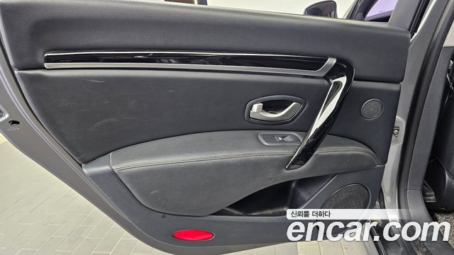 Renault Korea SM7 Nova 2.5 V6 2018 — фото 25