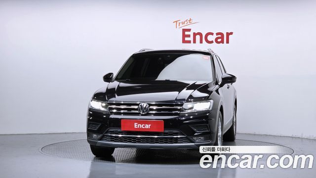 Volkswagen Tiguan (II) 2.0 TDI Premium 2018 — фото 3