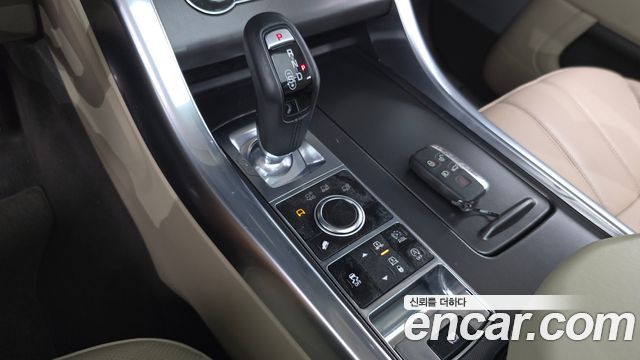 Land Rover Range Rover Sport (II) 3.0 SC HSE Dynamic 2015 — фото 9