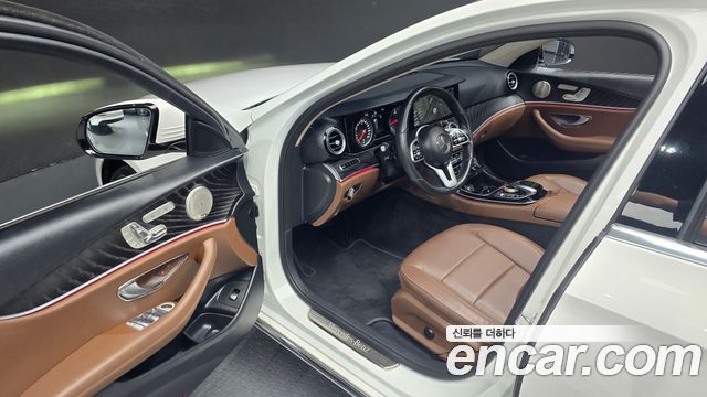 Mercedes-Benz E-Class (W213) E220d Avantgarde 2019 — фото 11