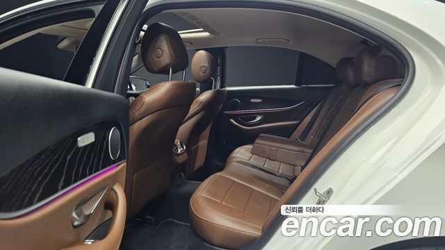 Mercedes-Benz E-Class (W213) E220d Avantgarde 2019 — фото 12