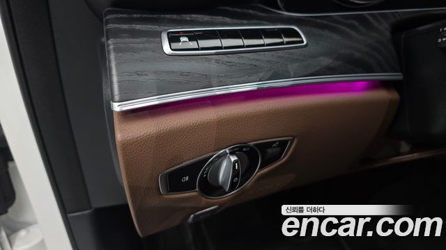 Mercedes-Benz E-Class (W213) E220d Avantgarde 2019 — фото 14
