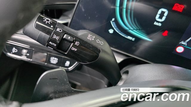 Kia Niro Prestige 2024 — фото 33