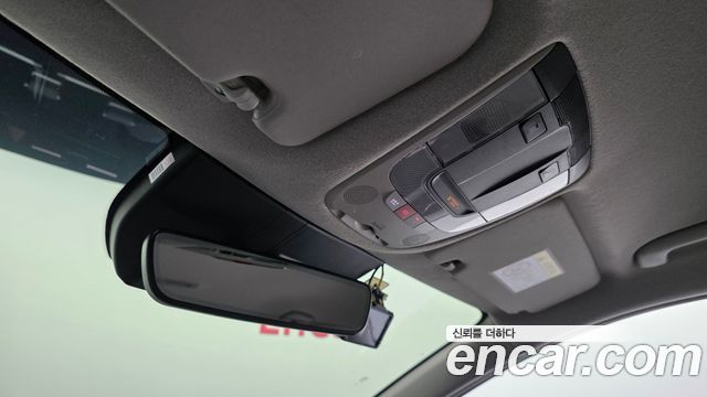 Kia Niro Prestige 2024 — фото 37