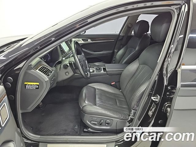 Genesis G80 3.3 GDI AWD Premium Luxury 2018 — фото 15