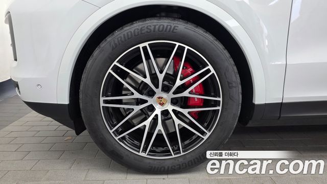 Porsche Cayenne (PO536) 3.0 S E-Hybrid 2025 — фото 5