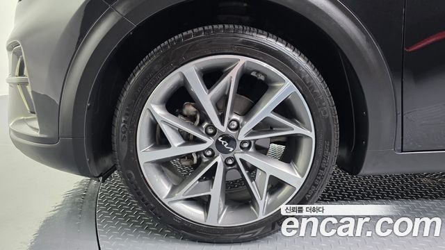 Kia Niro 1.6 HEV Signature 2022 — фото 5