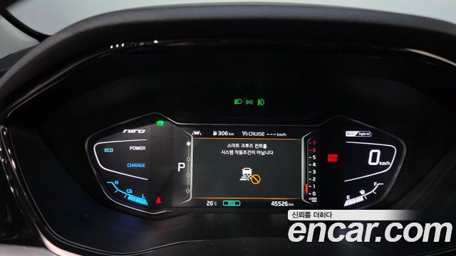 Kia Niro 1.6 HEV Signature 2022 — фото 8