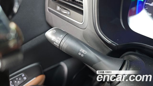 Renault Korea QM6 2.0 LPe RE Signature 2WD 2022 — фото 20