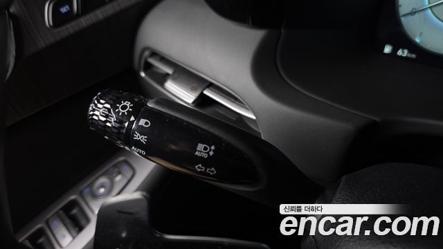 Hyundai Palisade Gasoline 3.8 4WD Le Blanc 2024 — фото 32