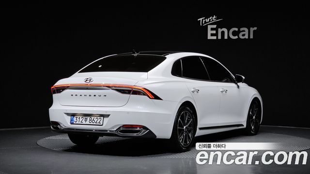 Hyundai Grandeur (IG) 2.5 Le Blanc 2023 — фото 2