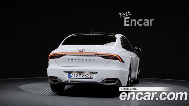 Hyundai Grandeur (IG) 2.5 Le Blanc 2023 — фото 4