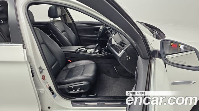 BMW 5 Series (F10) 520d 2014 — фото 10