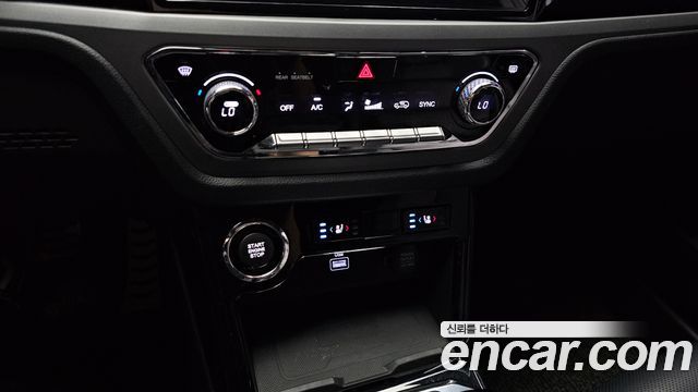 KG Mobility (SsangYong) Beautiful Korando Gasoline 1.5 4WD R-Plus 2021 — фото 18