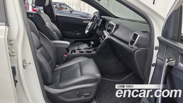 Kia Sportage The Bold Diesel 2.0 4WD Noblesse 2019 — фото 11