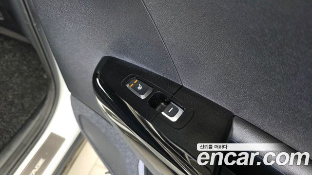 Kia Sportage The Bold Diesel 2.0 4WD Noblesse 2019 — фото 19