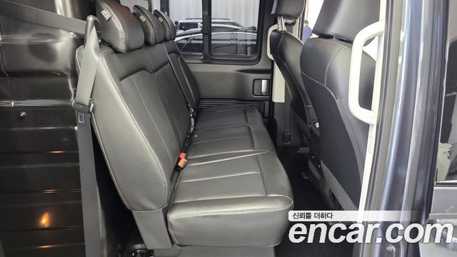 Hyundai Staria L3.5 Cargo 5-Seater Modern 2022 — фото 12