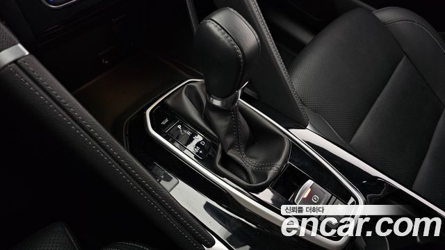 Renault Korea QM6 2.0 LPe RE Signature 2WD 2021 — фото 9