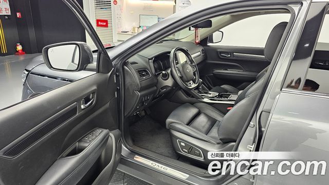 Renault Korea QM6 2.0 LPe RE Signature 2WD 2021 — фото 10