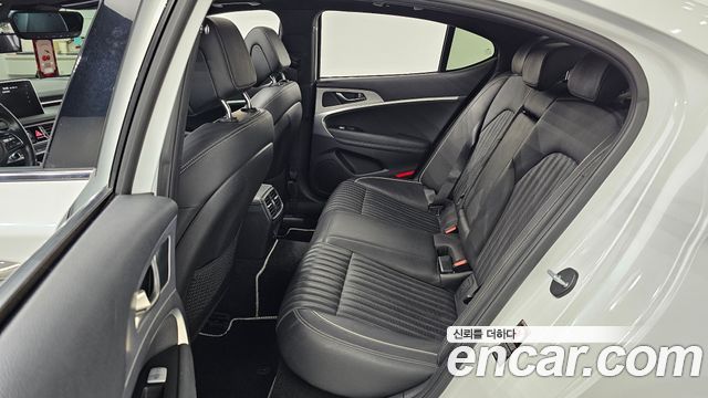 Genesis G70 2.0T Sport Package 2019 — фото 12