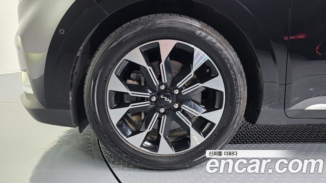Kia Carnival (IV) Gasoline 9-seater Limousine(Special vehicle) 2022 — фото 5