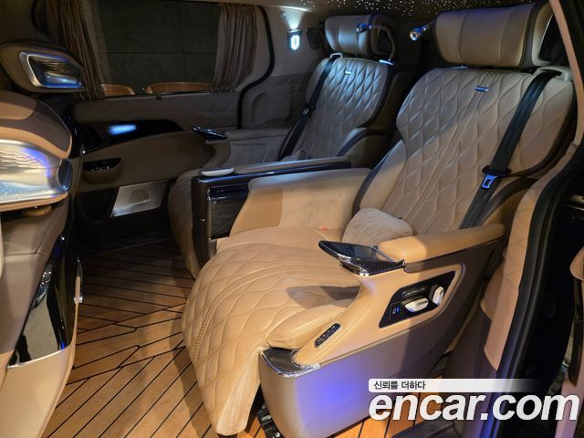 Kia Carnival (IV) Gasoline 9-seater Limousine(Special vehicle) 2022 — фото 22