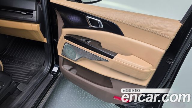 Kia Carnival (IV) Gasoline 9-seater Limousine(Special vehicle) 2022 — фото 30