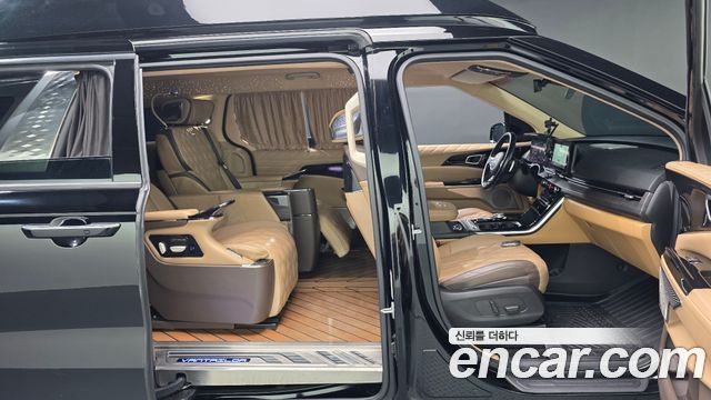 Kia Carnival (IV) Gasoline 9-seater Limousine(Special vehicle) 2022 — фото 32