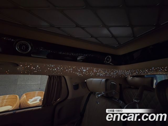 Kia Carnival (IV) Gasoline 9-seater Limousine(Special vehicle) 2022 — фото 33