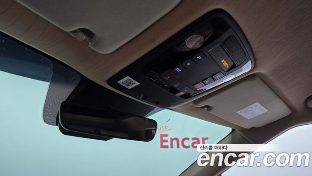 Kia Carnival (IV) Gasoline 9-seater Limousine(Special vehicle) 2022 — фото 37