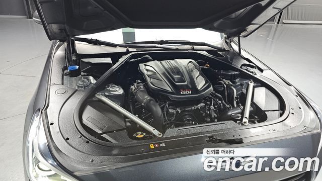 Genesis EQ900 3.3 T-GDI AWD Premiun Luxury 2017 — фото 6
