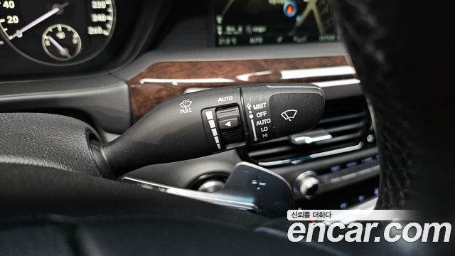 Genesis EQ900 3.3 T-GDI AWD Premiun Luxury 2017 — фото 30