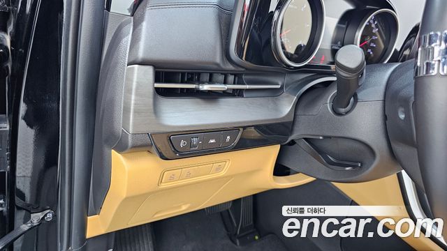 Kia Carnival (IV) Diesel 9-Seater Prestige 2023 — фото 17