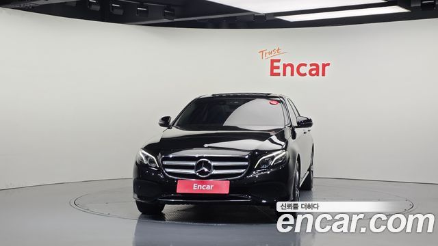 Mercedes-Benz E-Class (W213) E220d Avantgarde 2019 — фото 3
