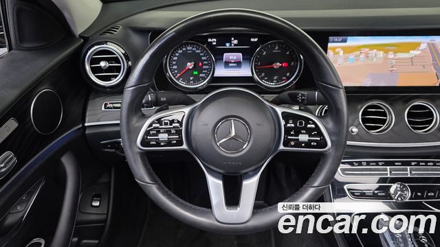 Mercedes-Benz E-Class (W213) E220d Avantgarde 2019 — фото 14