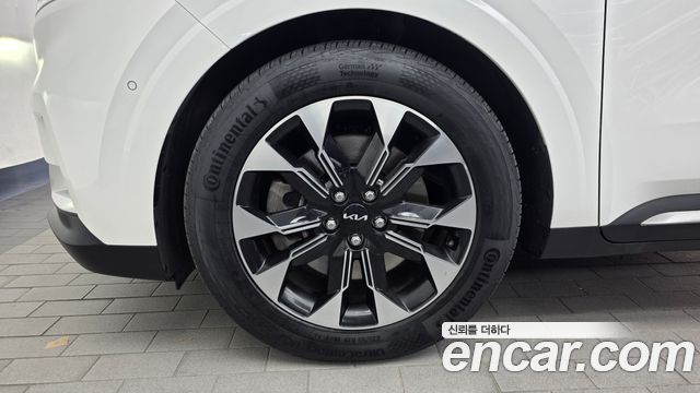 Kia Carnival (IV) Diesel 9-Seater Signature 2023 — фото 5