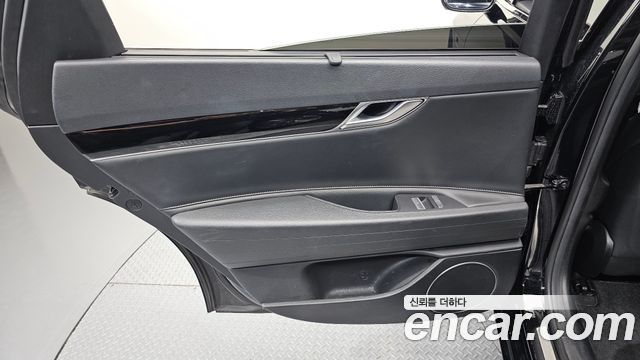 Genesis G80 (RG3) Gasoline 2.5 Turbo AWD 2022 — фото 25
