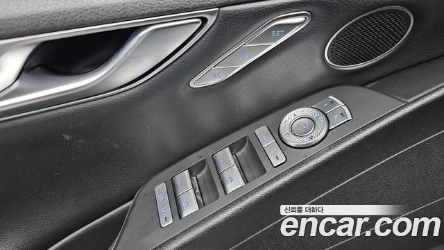 Genesis G80 (RG3) Gasoline 2.5 Turbo AWD 2022 — фото 27