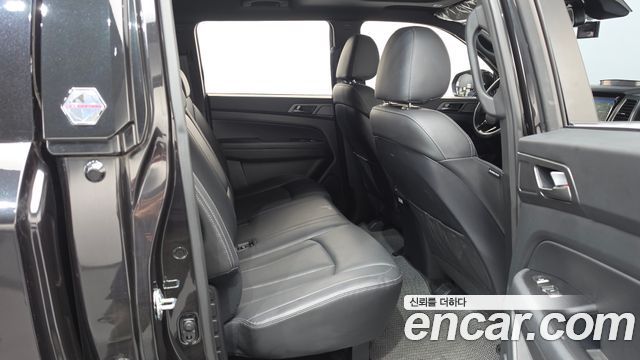 KG Mobility (SsangYong) Rexton Sports Khan Diesel 2.2 4WD Expedition 2023 — фото 11