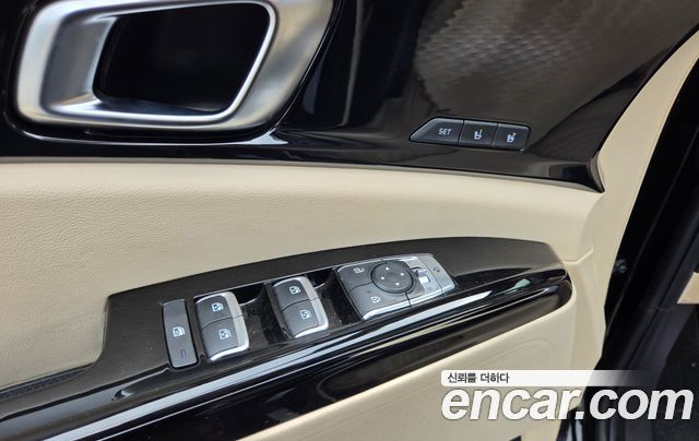 Kia Carnival (IV) Gasoline 9-seater Limousine(Special vehicle) 2022 — фото 17