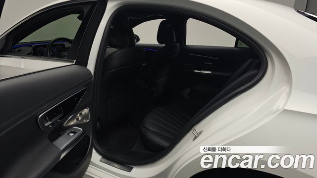Mercedes-Benz E-Class (W214) E300 4MATIC Exclusive 2024 — фото 26