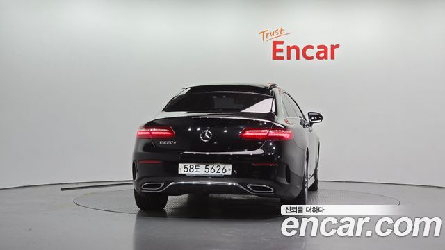 Mercedes-Benz E-Class (W213) E220d Coupe 2018 — фото 4