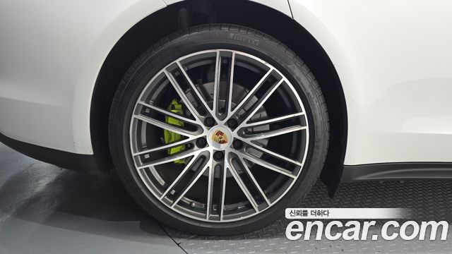 Porsche Panamera (971) 2.9 AWD E-Hybrid 2018 — фото 5