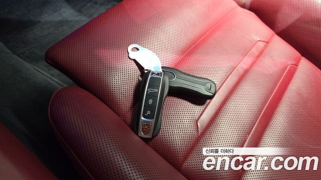 Porsche Panamera (971) 2.9 AWD E-Hybrid 2018 — фото 15