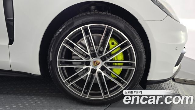 Porsche Panamera (971) 2.9 AWD E-Hybrid 2018 — фото 21